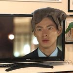 Katze auf Kopf TV witzig Wissenswertes zum lachen Einkaufen, Fernsehen, Lustige Geschichte, Technik