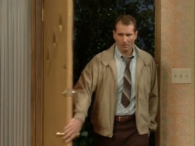 Al Bundy kommt nach der Arbeit nach Hause Spassbilder Al Bundy - Eine schrecklich nette Familie Ehemann, eine schrecklich nette Familie