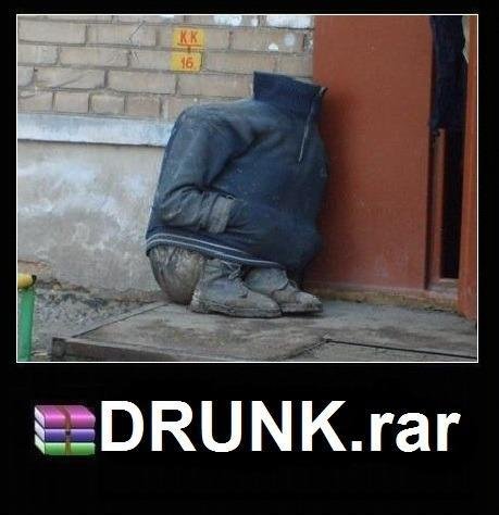 Betrunkener vor Haustür schlafen in einer kalten Nacht