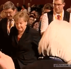 Bundeskanzler Angela Merkel mit Bier