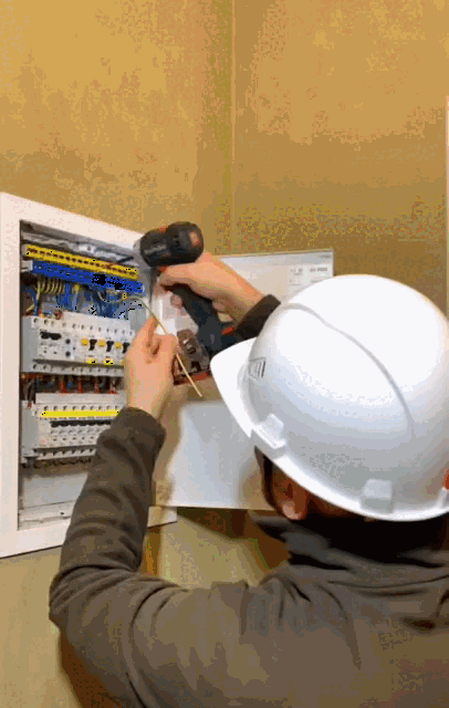 Elektriker bei der Arbeit lustig 3 Arbeit Arbeit