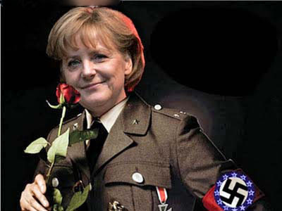 Griechenland Krise - Angela Merkel als Nazi dargestellt