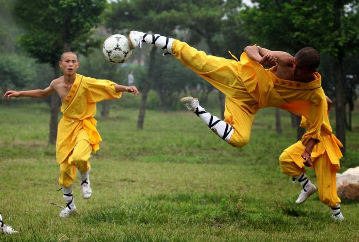Kung Fu Fussballspieler 