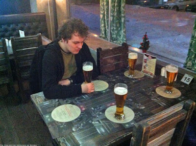 Bier Bilder - alleine vier Bier trinken - Ohne Freunde