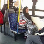 Lustige Muslime Frau im Bus Terror Boom Freizeit Lustiges, Wissen zum lachen