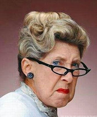 Meine Schwiegermutter - Brille und Dutt - Lustige Bilder und witzige Texte Meine Schwiegermutter - Brille und Dutt