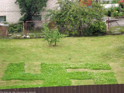 Nachbar Rasen mähen 