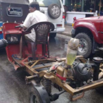 Selbstgebautes Schrottreife Auto